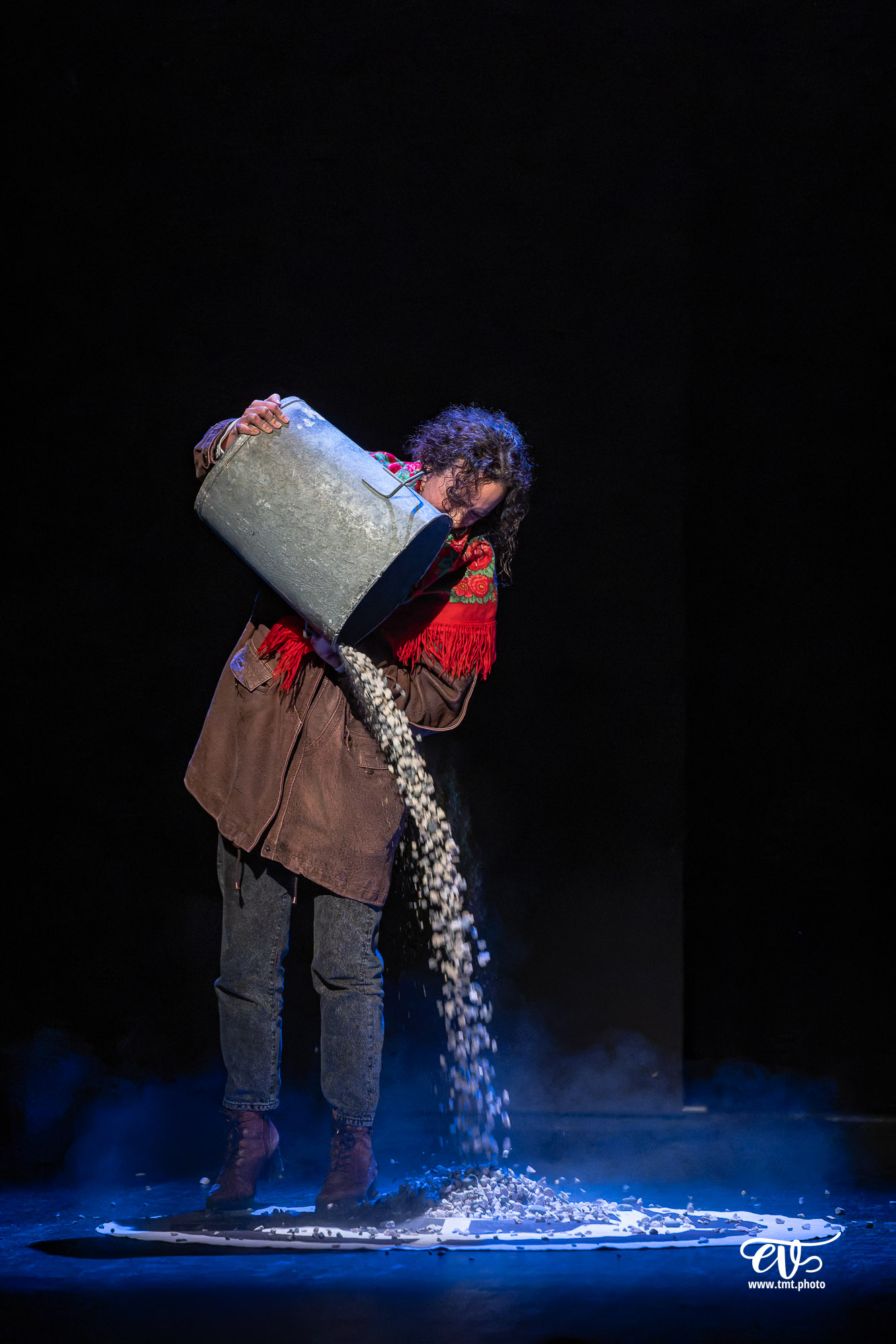 FEMME NON RÉ-ÉDUCABLE (CHOUETTE COMPAGNIE)